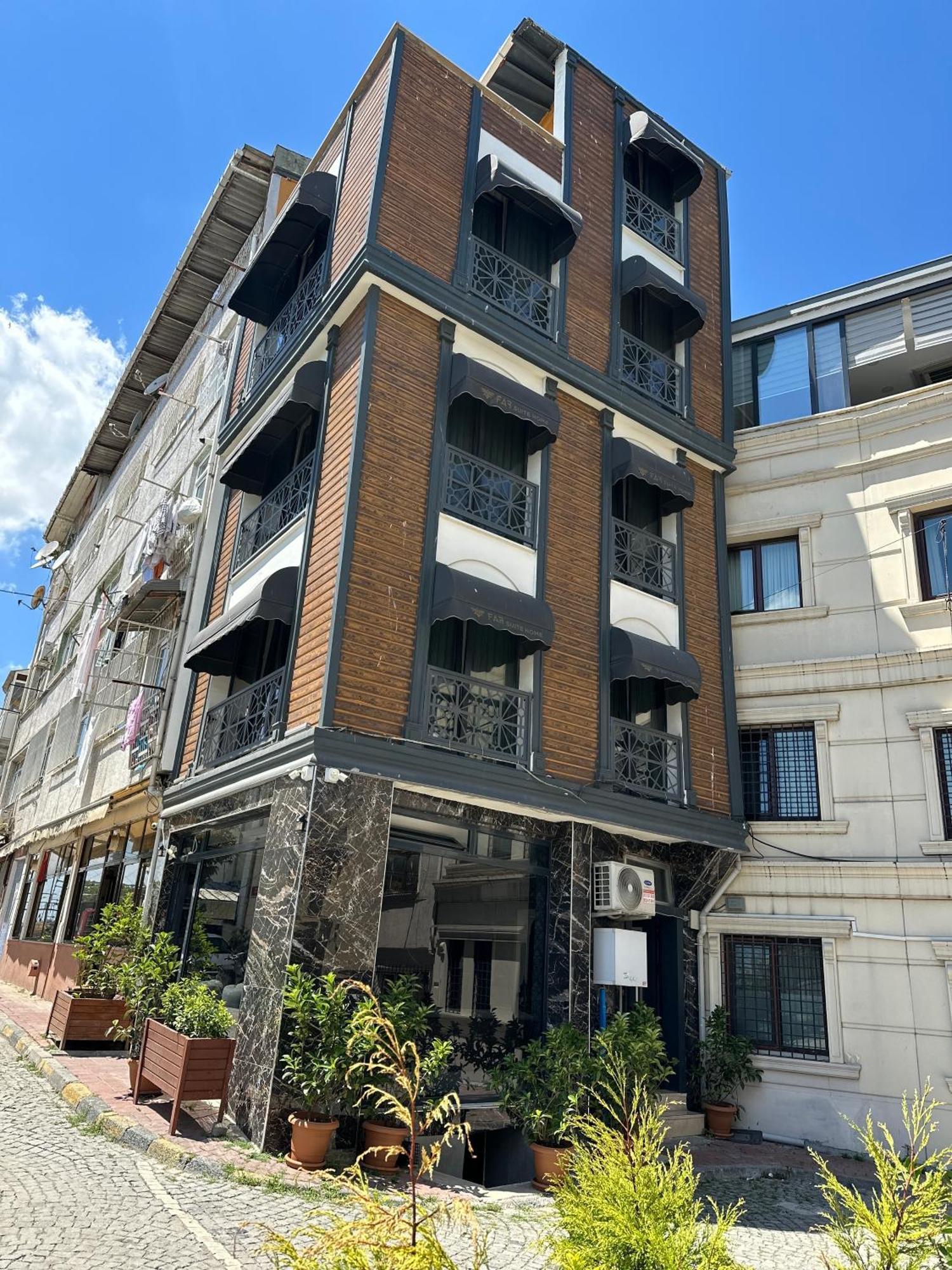 Fafsuitehome — Photos 1